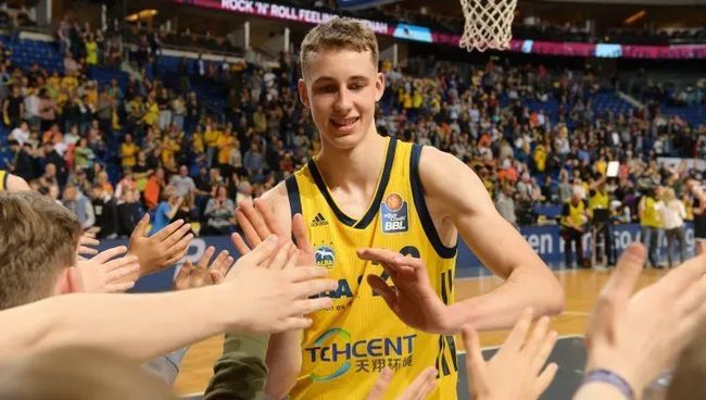 根据多方报 根据多方报